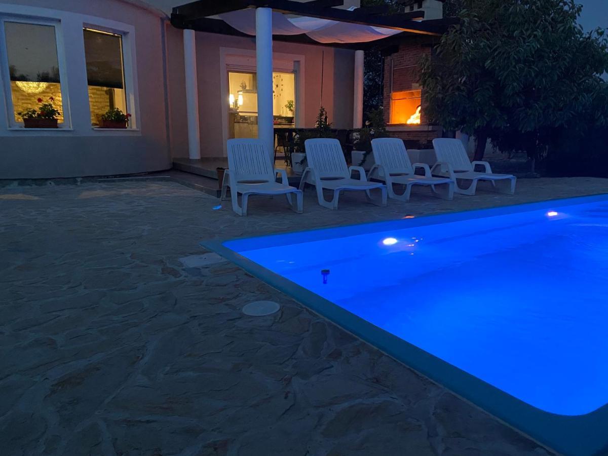 Villa Bubica- Cozy Holiday Home In Rural Area With Pool Stankovci  Екстер'єр фото