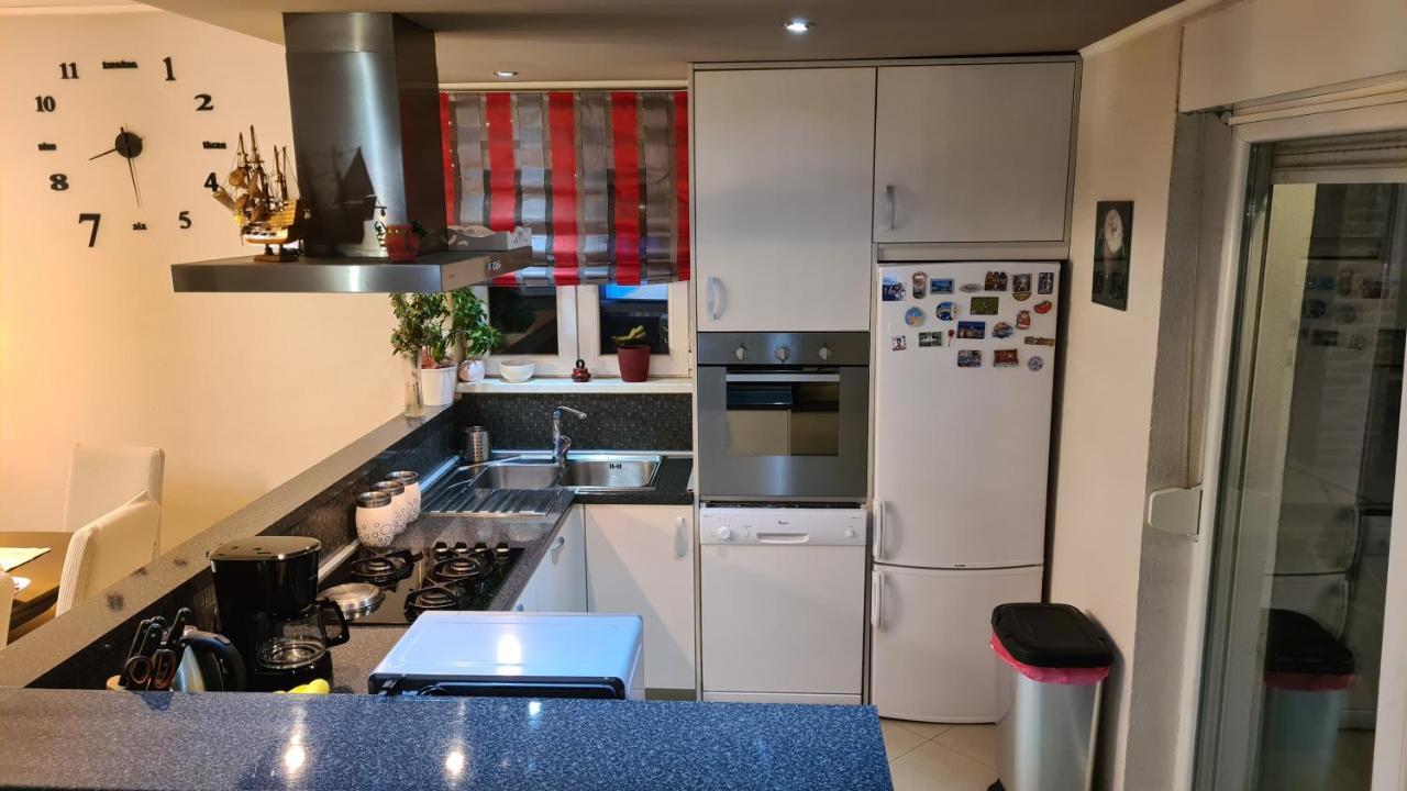 Villa Bubica- Cozy Holiday Home In Rural Area With Pool Stankovci  Екстер'єр фото